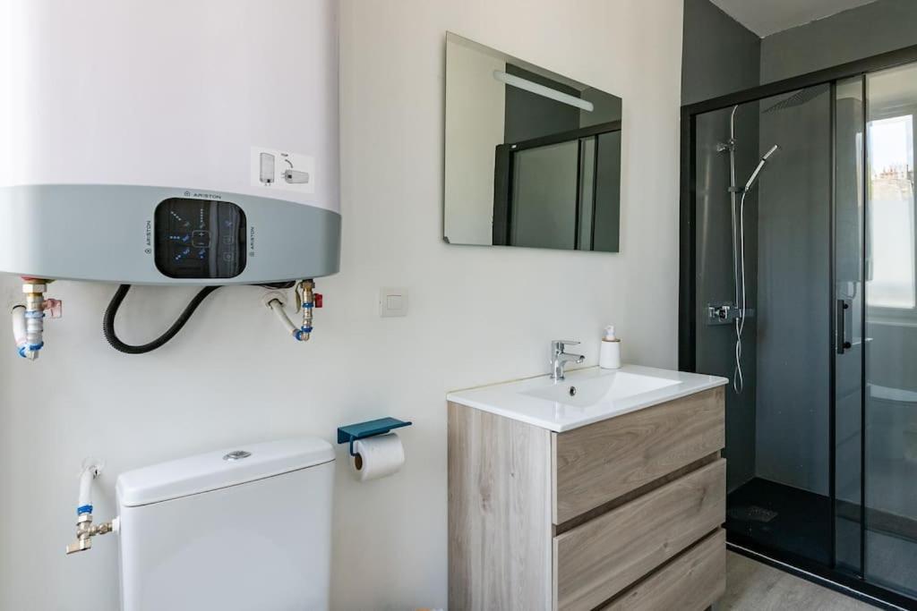 Les Appart Hotels Du Calaisis - 101 Automne - Hyper Centre & Proche Plage Bagian luar foto